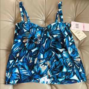 Coco reef women’s swimwear top